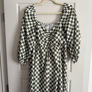 Arula Geen & White Checkered Romper, Size X